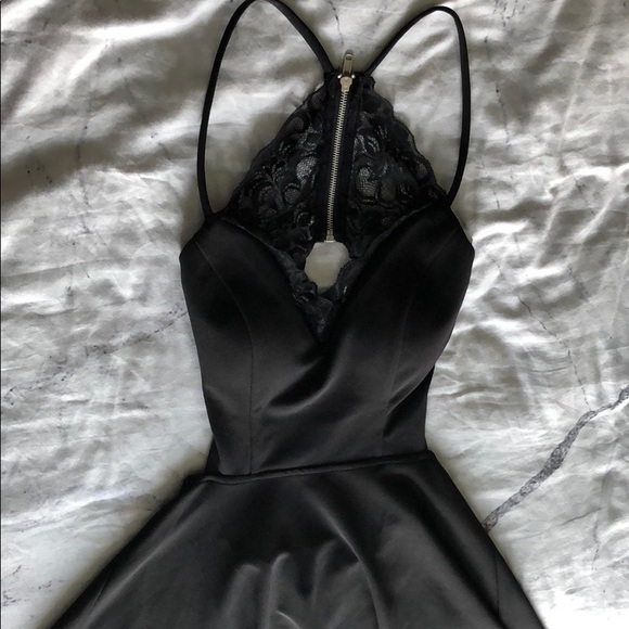 Windsor Black cutout dress - Picture 5 of 6